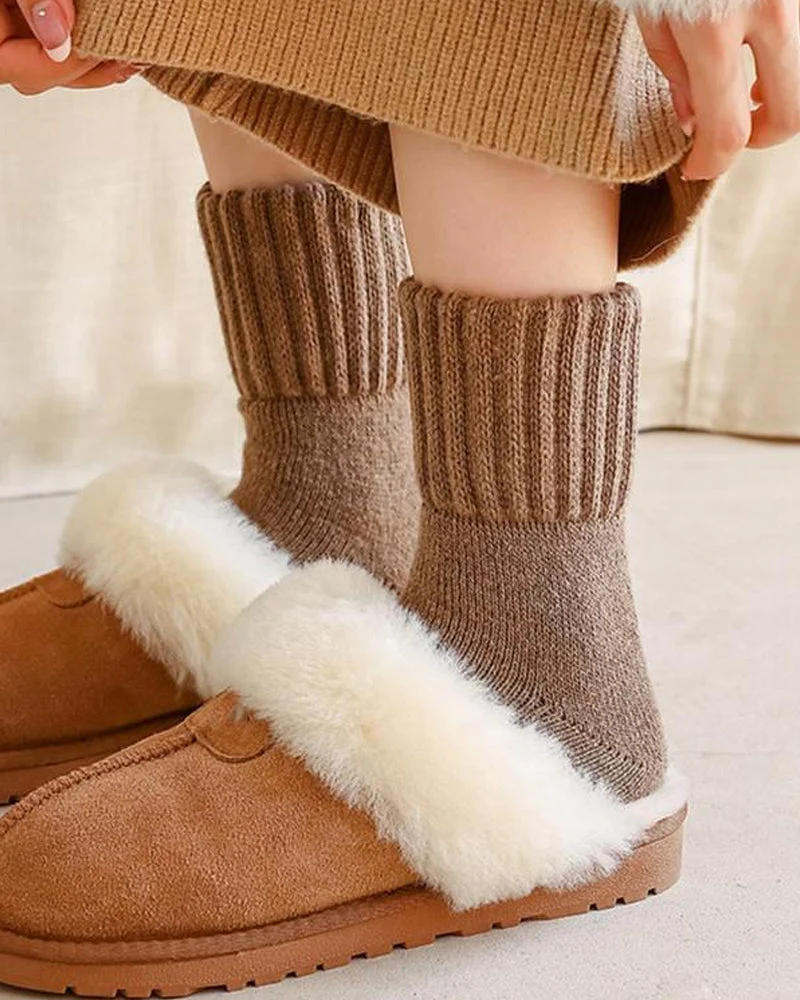 Cozy Ribbed Fleece Lined Crew Socks - Image 3