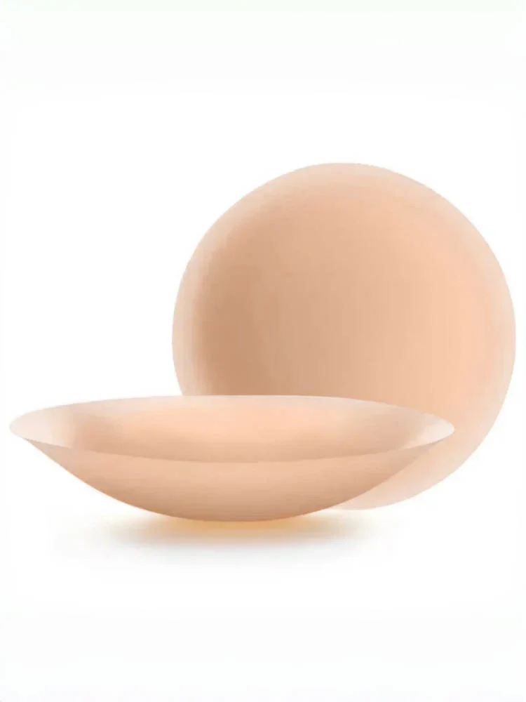 The viral "not sticky" nip cover - Image 13